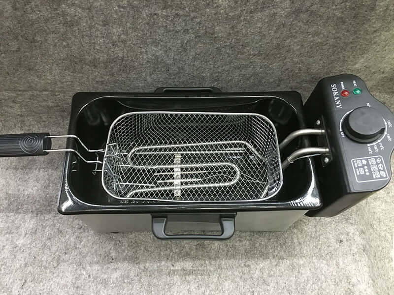 Electric deep fryer with wire basket and temperature control for kitchen use
