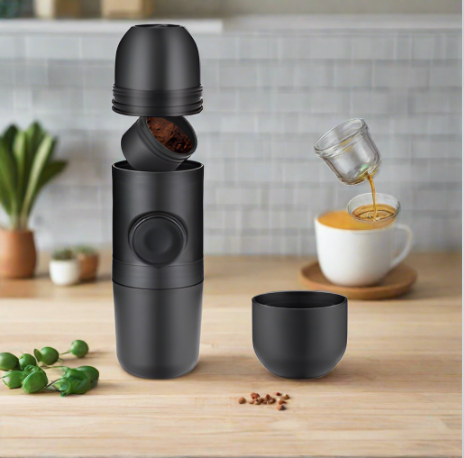 Condensed portable mini coffee machine